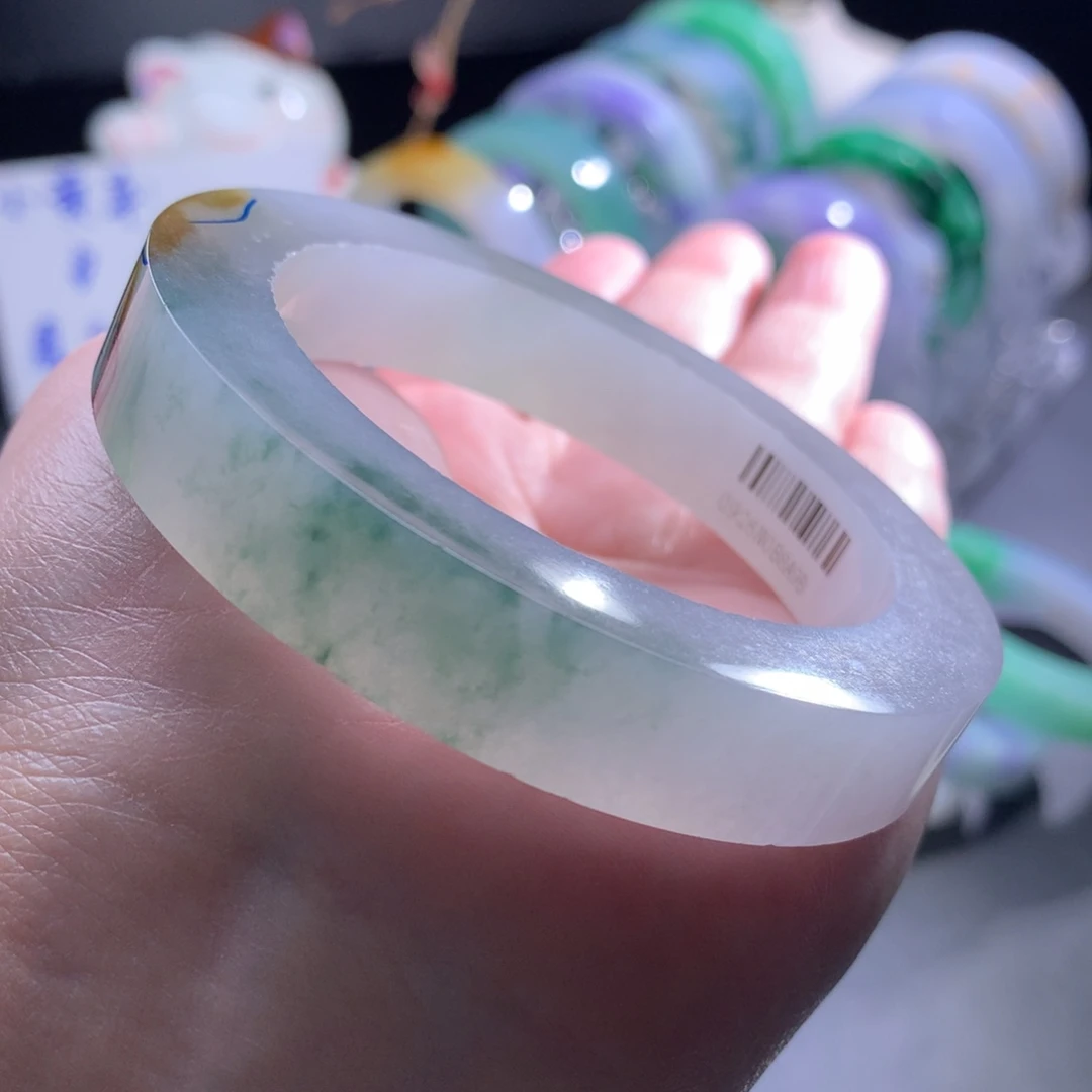 定制翡翠未镶嵌黄翡冰飘绿花