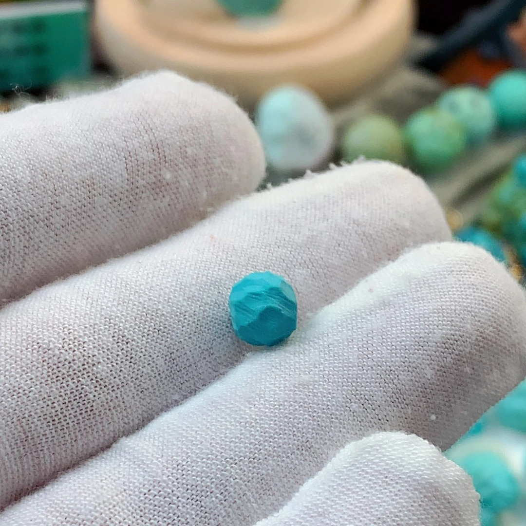 绿松石未镶嵌珠宝半成品