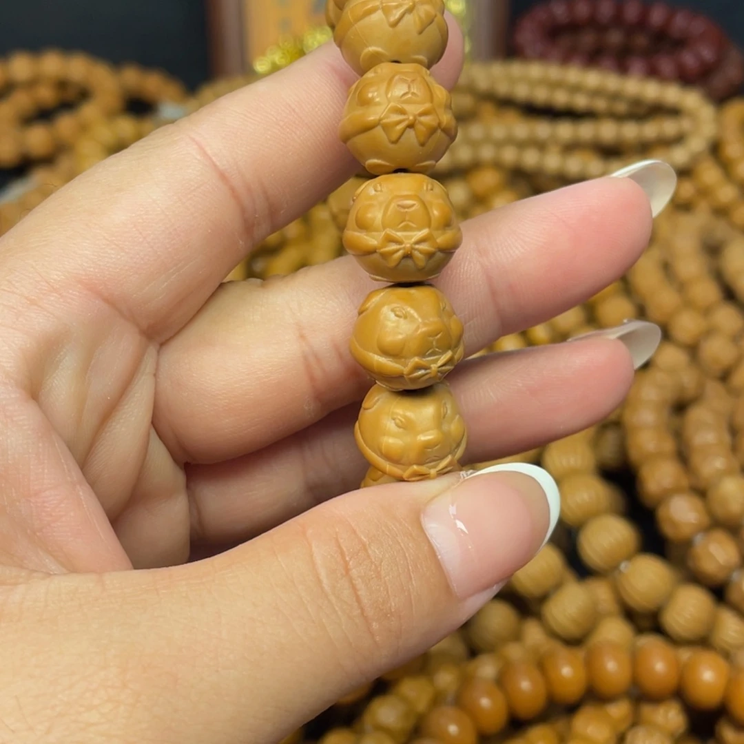 @****猴头核桃手串微瑕卡皮巴拉手串