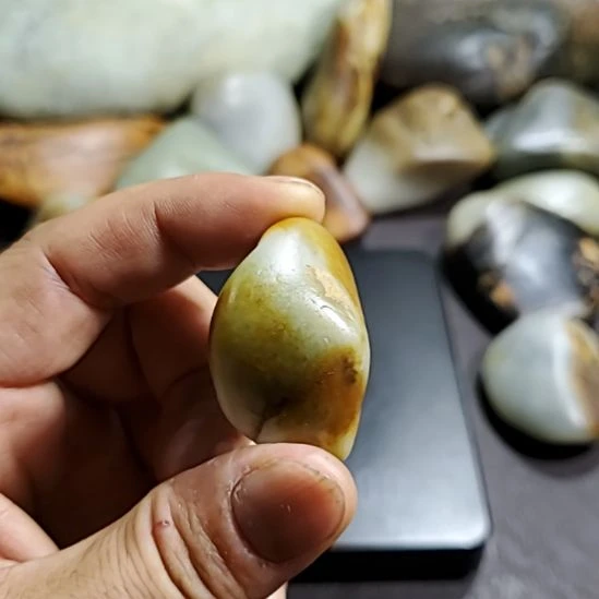 未镶嵌和田玉把件