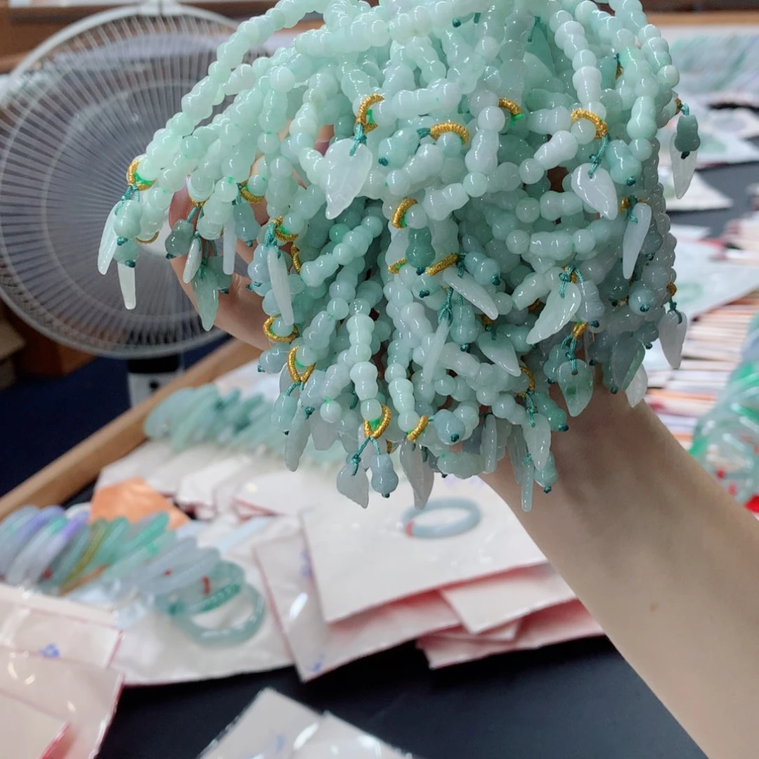 未镶嵌手链翡翠多样性发1