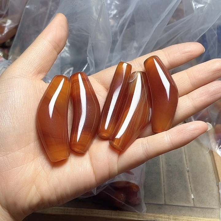 琉璃颈饰11号一颗，喊我选，别拍链接
