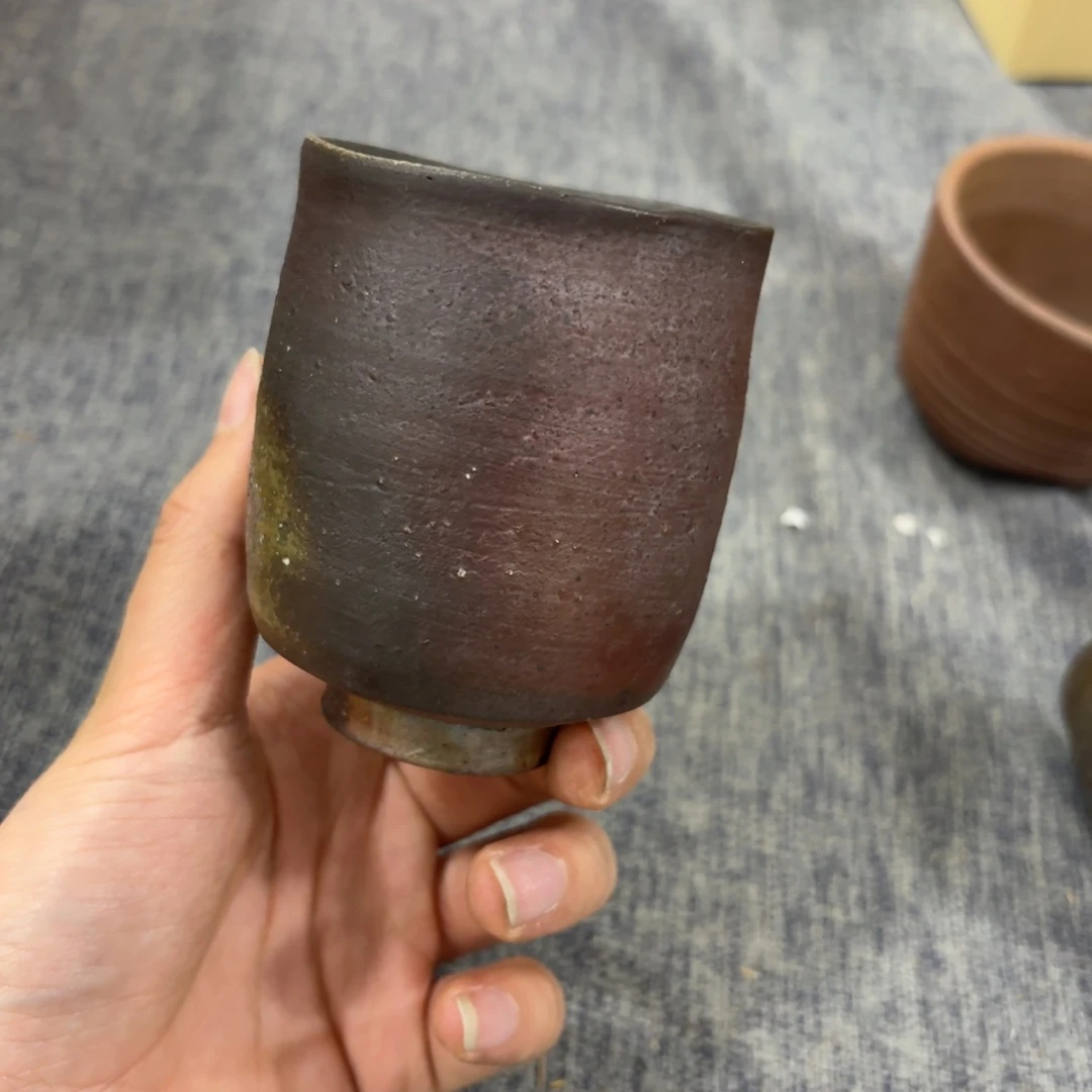 紫砂茶杯非常美丽漂亮的物品