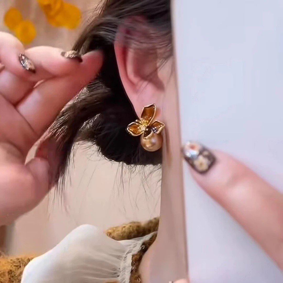 925银珐琅耳饰 琥珀色珐琅滴釉鸢尾花珍珠耳钉女气质高级感925银