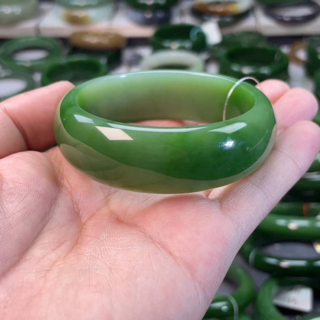 和田玉（碧玉）手镯未镶嵌