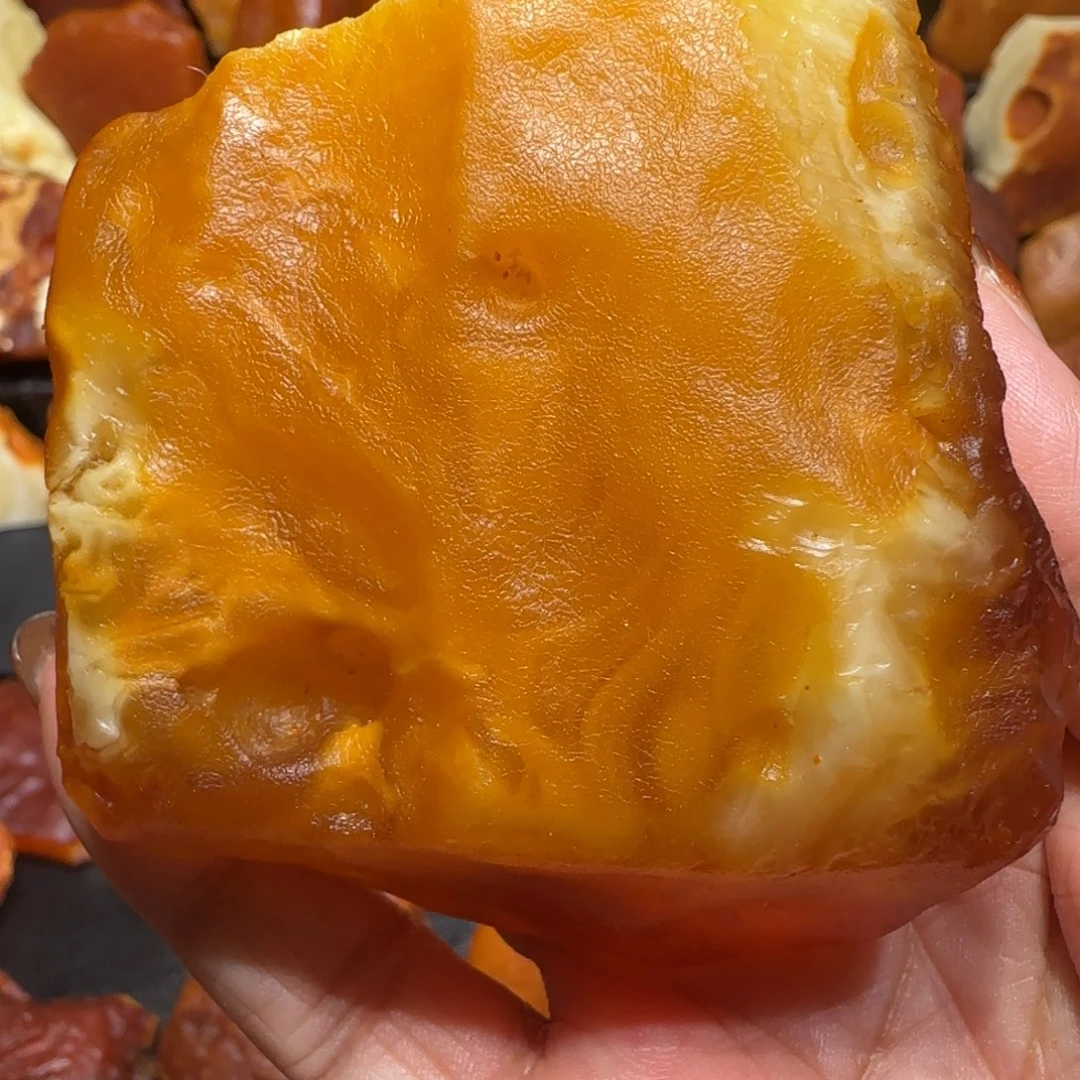 定制琥珀未镶嵌达*专属定制