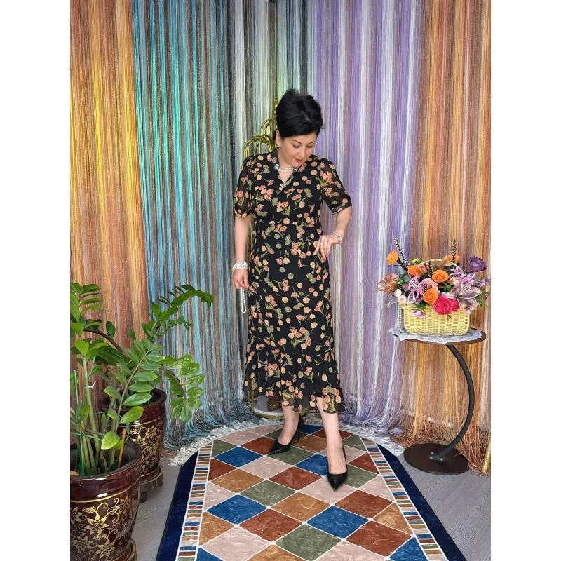 2025款短款郁金香百搭连衣裙