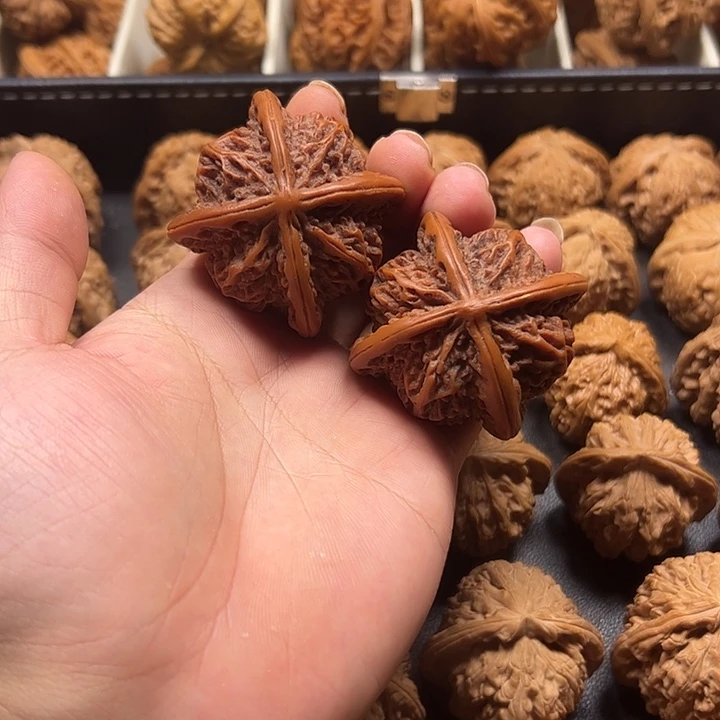 吊坠文玩核桃文玩核桃