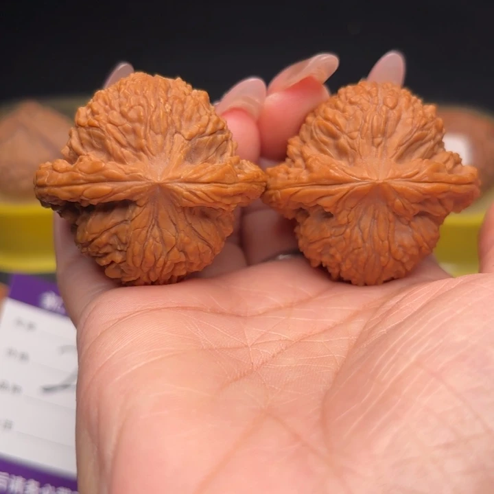 把件桃核45南疆石