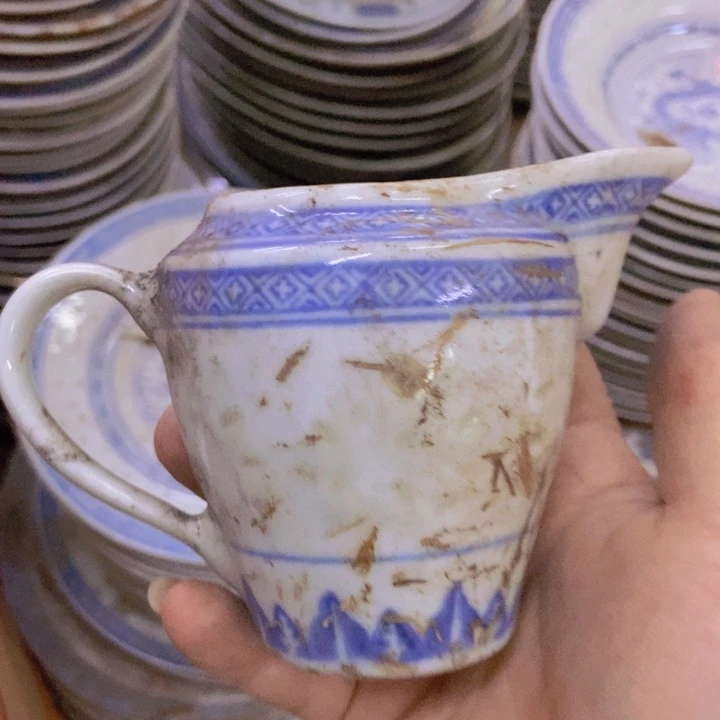 摆件景德镇青花玲珑公道杯