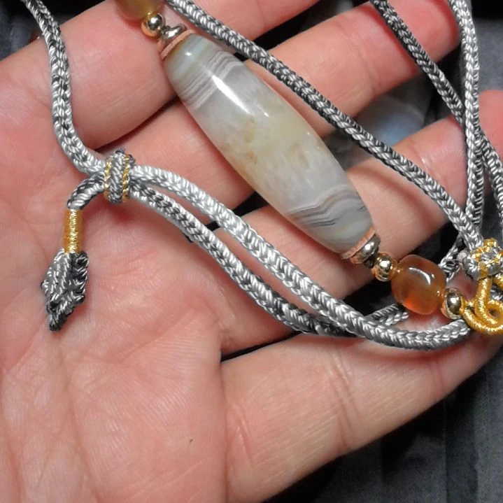 玛瑙/玉髓颈饰合金
