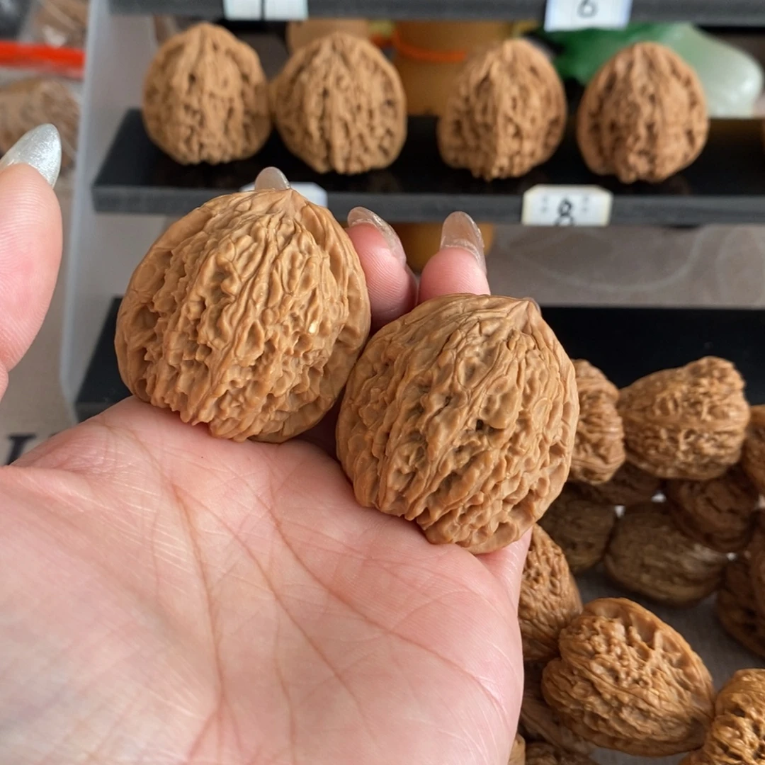 文玩核桃吊坠南疆