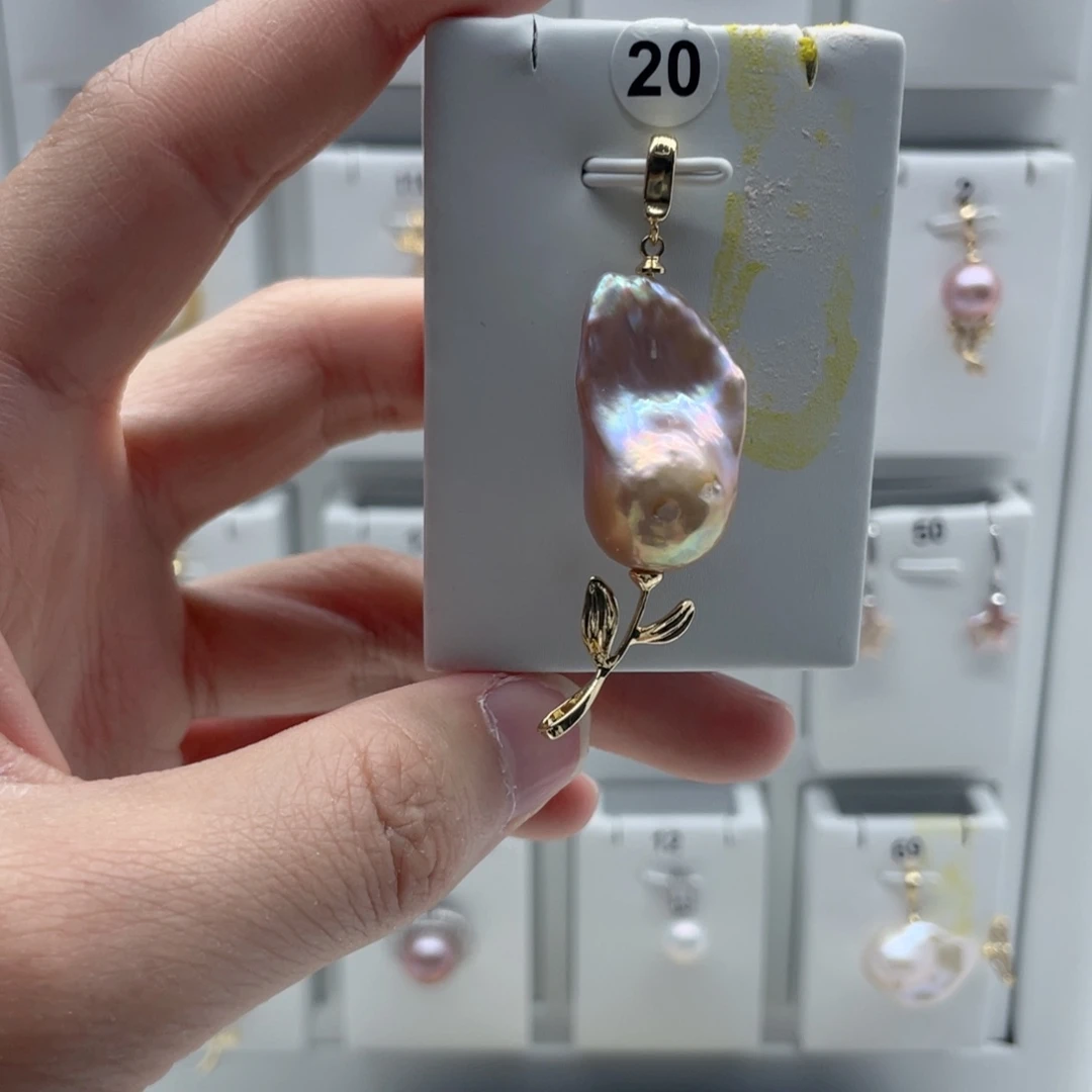 淡水珍珠合金颈饰