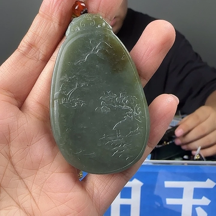 颈饰未镶嵌和田玉