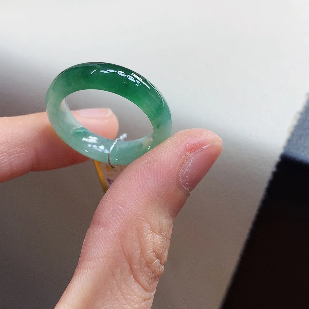 翡翠戒指未镶嵌18号