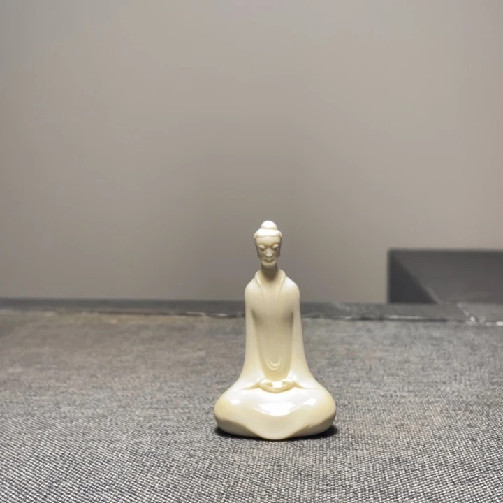 飞***鞋香榧木鹿角雕刻北魏佛摆件