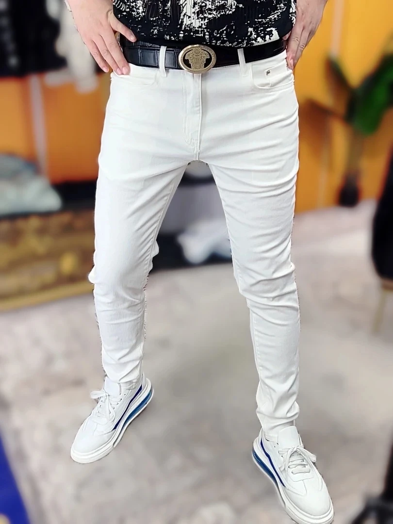 1082小脚裤弹力潮流修身时尚白色黑色男百搭牛仔裤2025男裤裤子