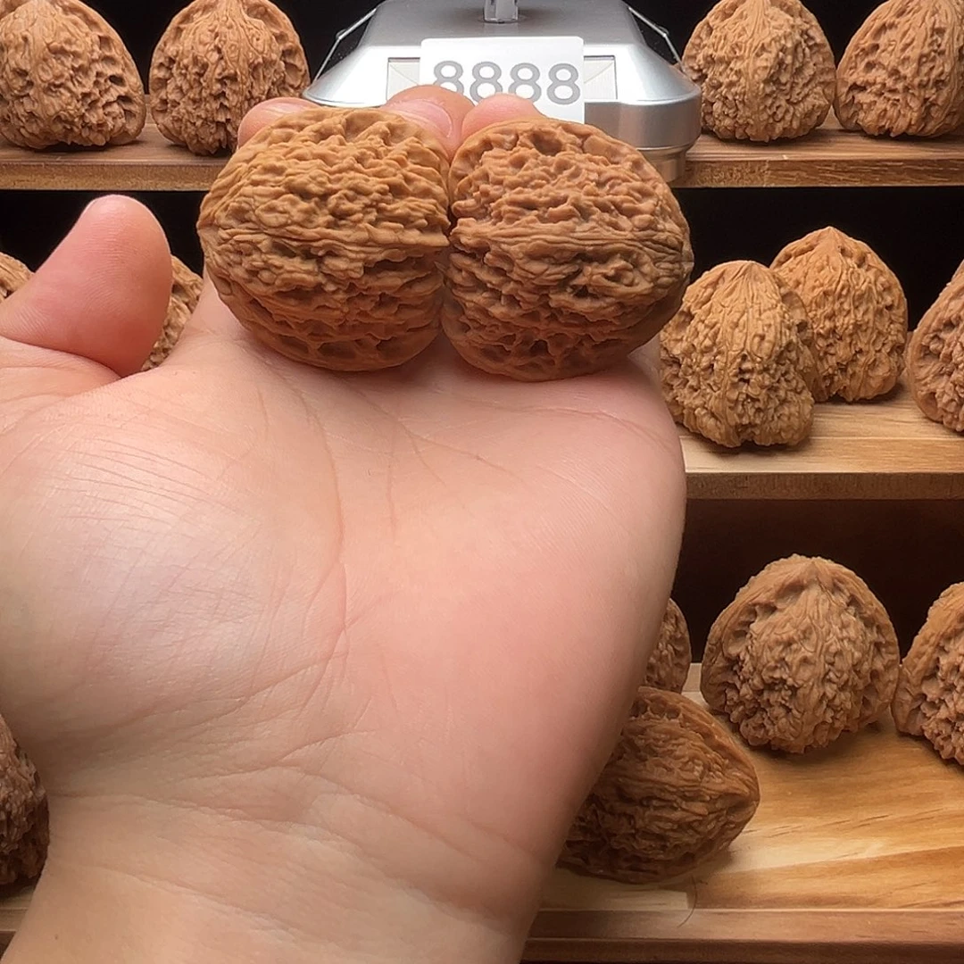 文玩核桃吊坠42三角将