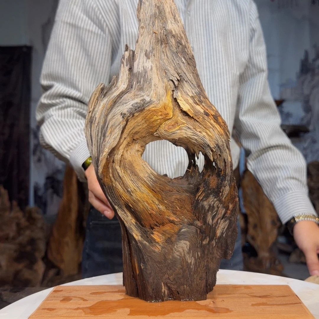 G***R木三丰琥珀木 天然摆件11