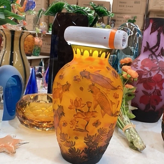 琉璃花瓶高26厘米口径7厘米