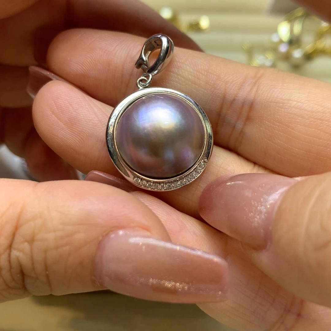 未镶嵌颈饰拼合珍珠（马贝珠）