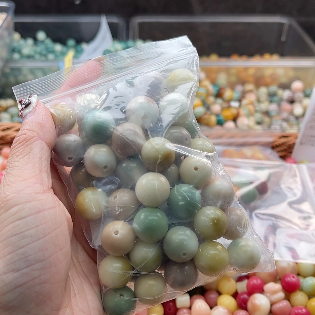 白玉菩提吊坠Q/15mm/30颗锅底