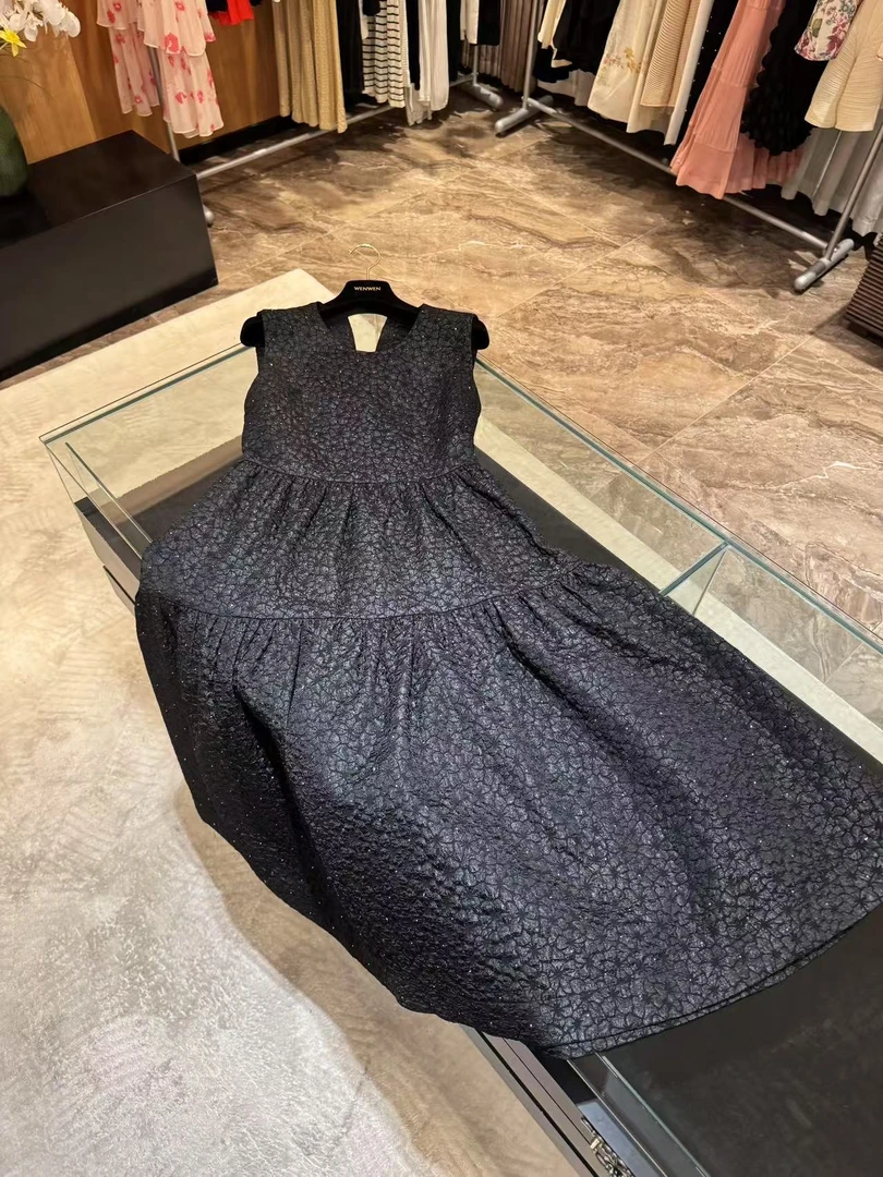 WW2025新款女士夏季气质时尚黑色亮片无袖连衣裙w201060