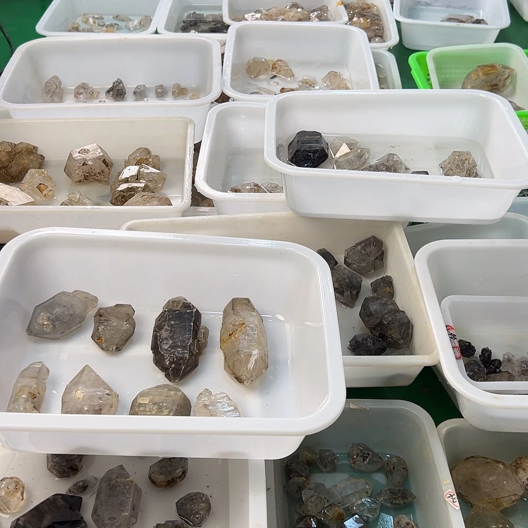 水晶珠宝半成品未镶嵌