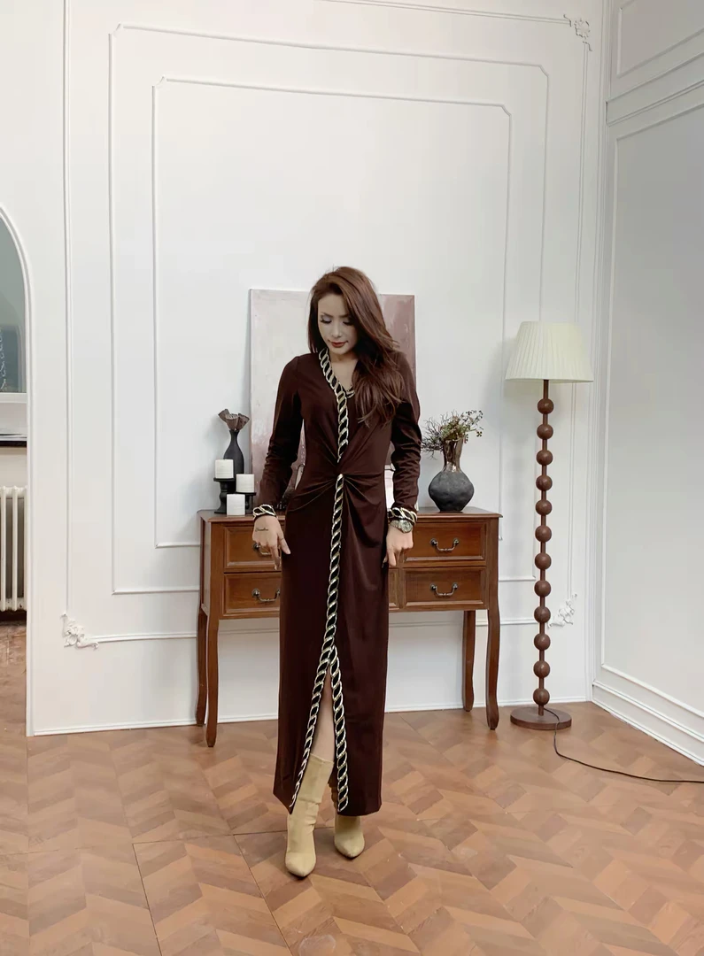 【小众设计定制款手工缝制重工连衣裙】(DL$A*05)