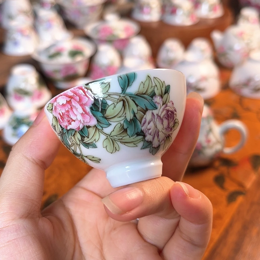 景德镇白泽手绘粉彩工笔画牡丹品茗杯30ml