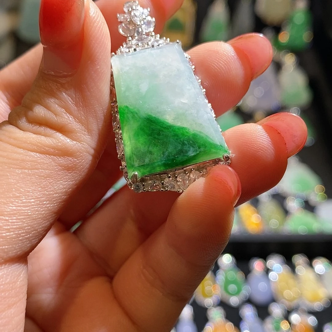 颈饰银S925镶嵌翡翠天然翡翠