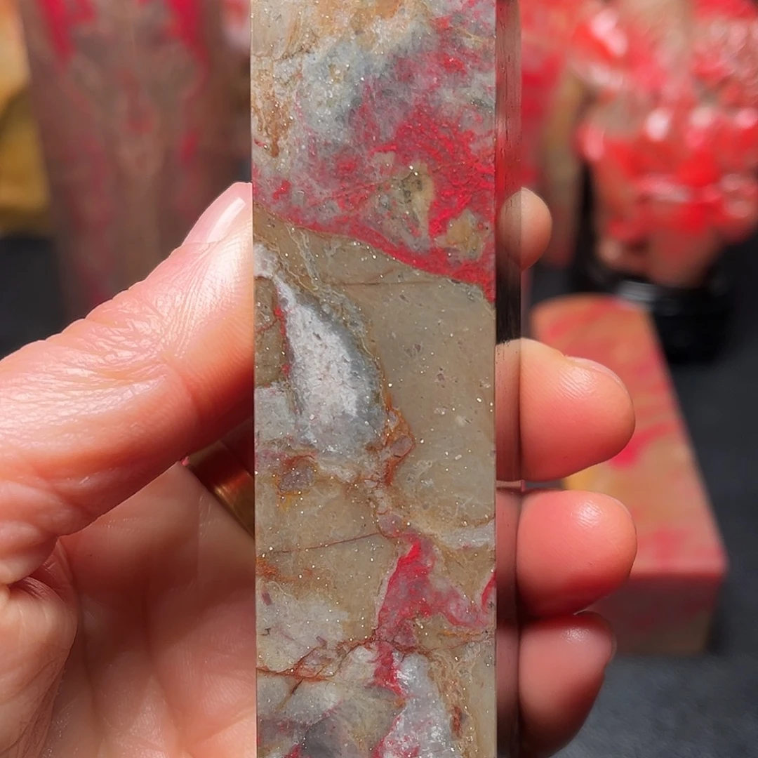 昌化石昌化鸡血石