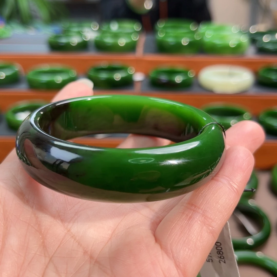 未镶嵌手镯和田玉（碧玉）