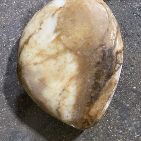 未镶嵌和田玉（糖玉）挂件