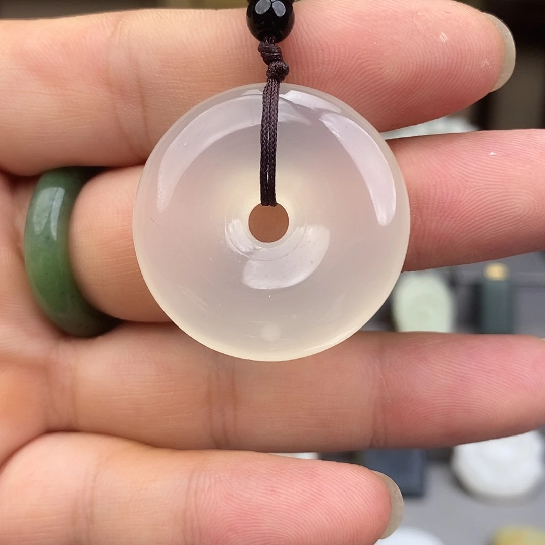 和田玉（糖玉）未镶嵌颈饰