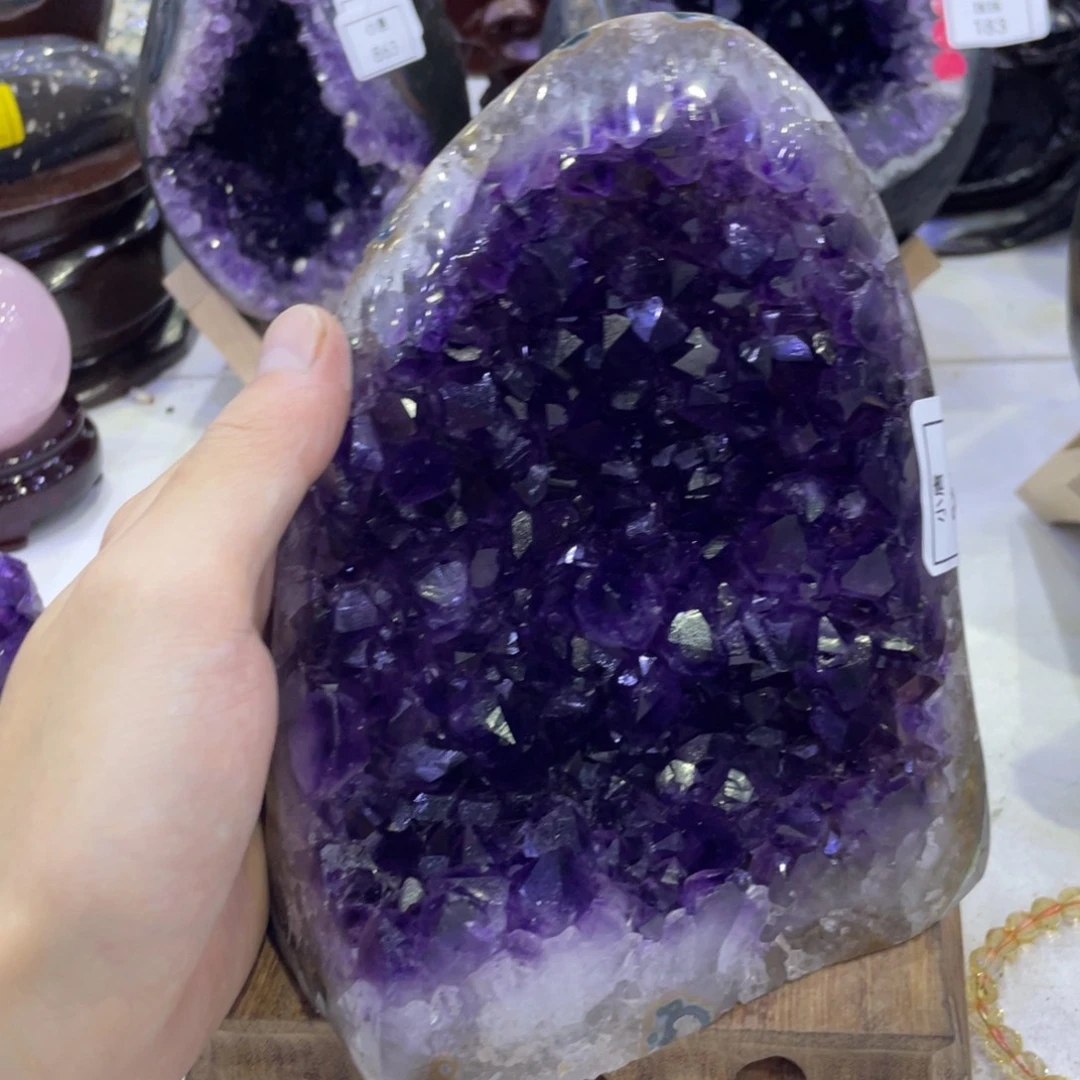 未镶嵌水晶大型摆件（非配饰）