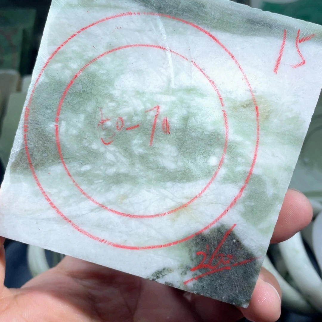 独山玉未镶嵌定制手镯