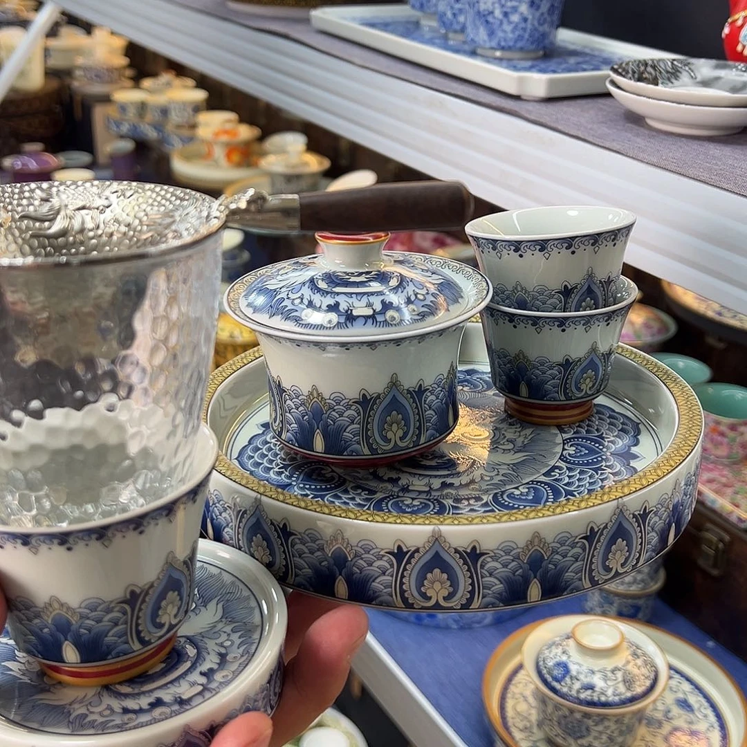 我们的目标是成为一个优秀的人
