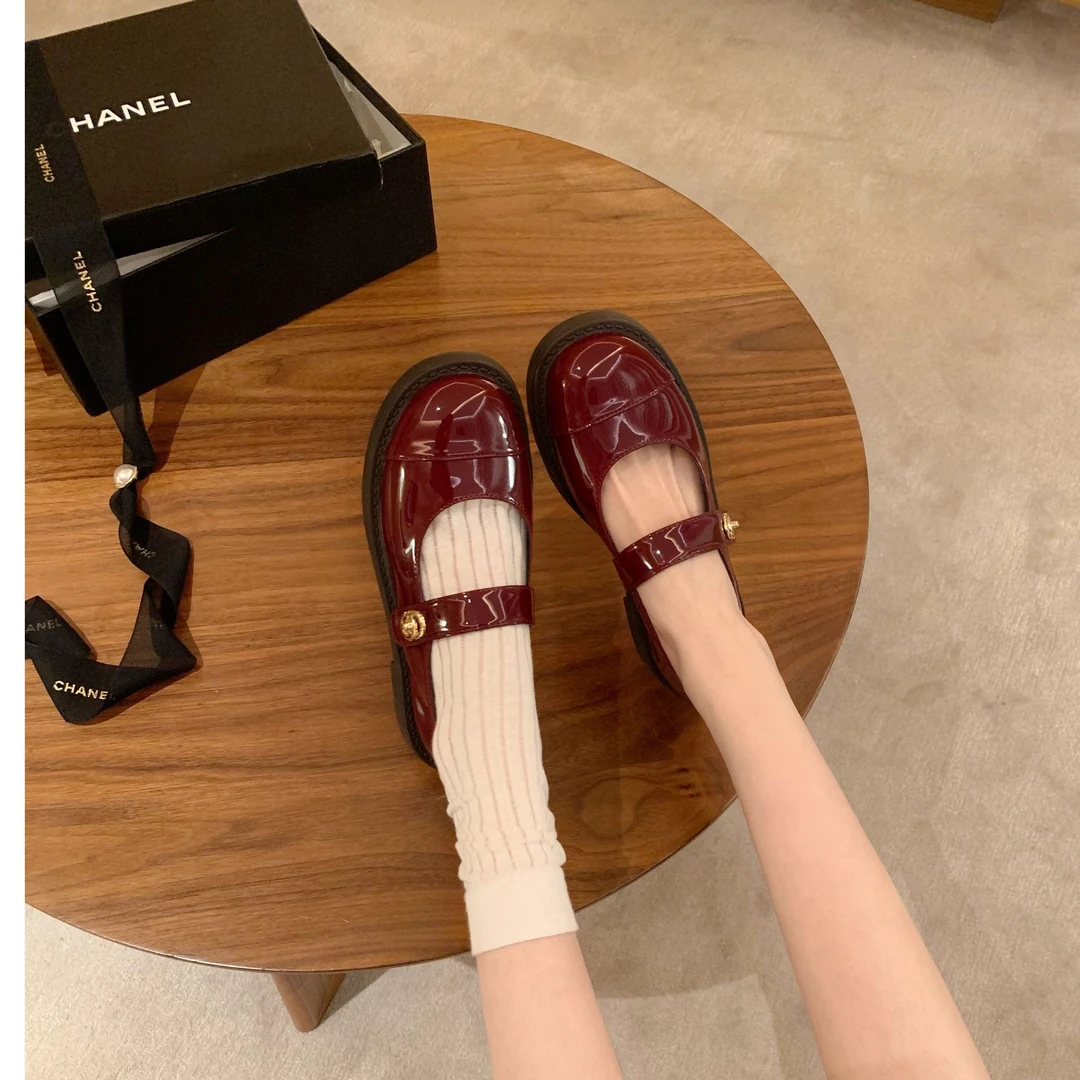 【年中钜惠】奥汀庄园小香风圆头扣带浅口女玛丽珍鞋E4201163