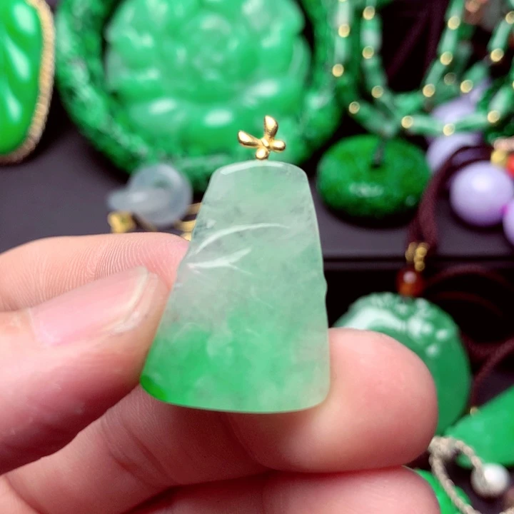 翡翠18K金镶嵌吊坠(不含链)