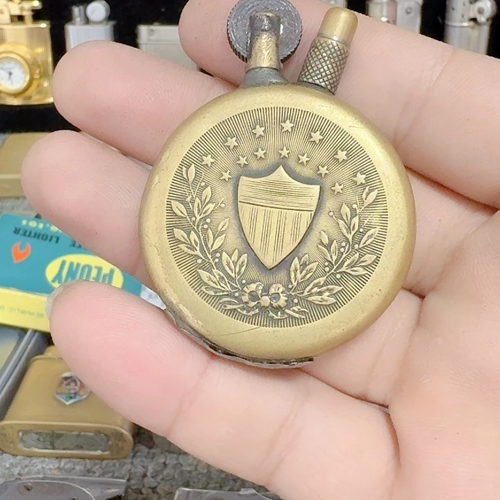 狩***猎法国古董战壕煤油打火机