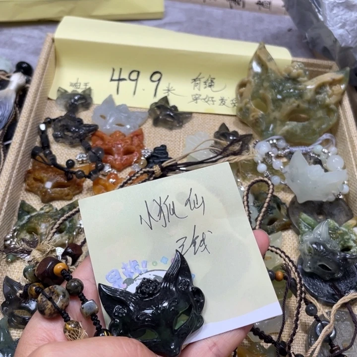 小****蛇纹石玉合金颈饰