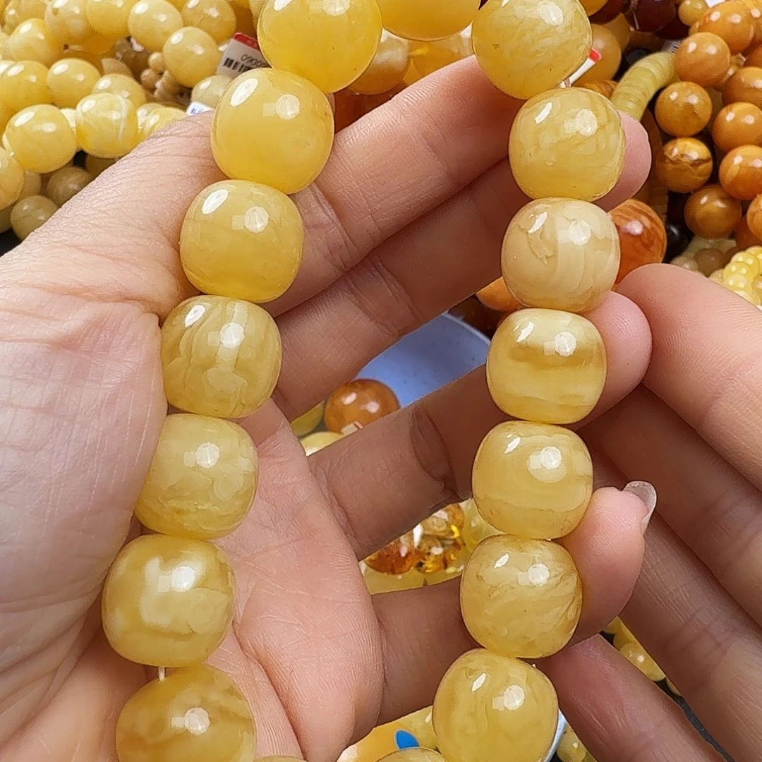 琥珀未镶嵌珠宝奇石