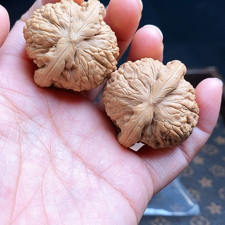 把件文玩核桃球白36尺