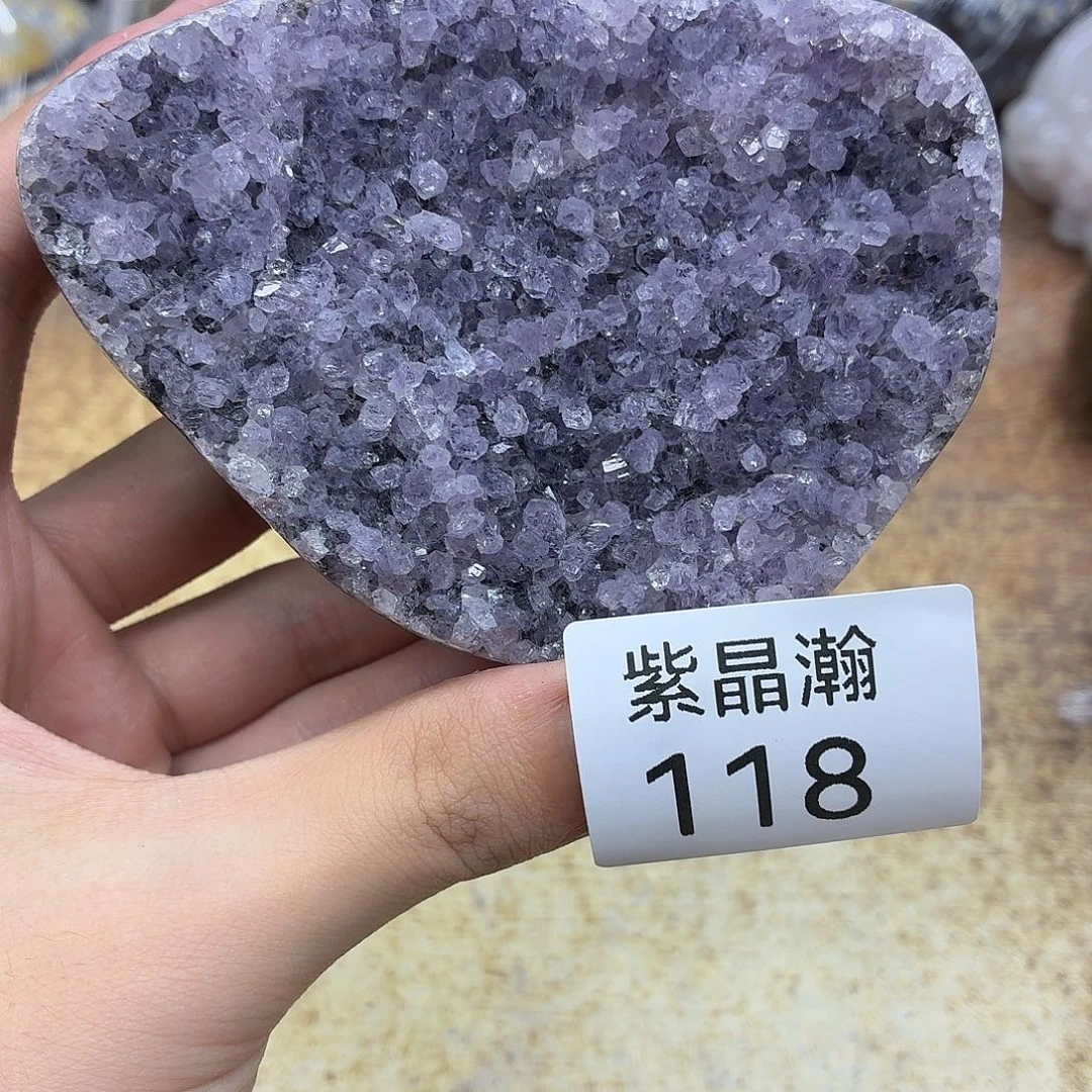 未镶嵌水晶大型摆件（非配饰）