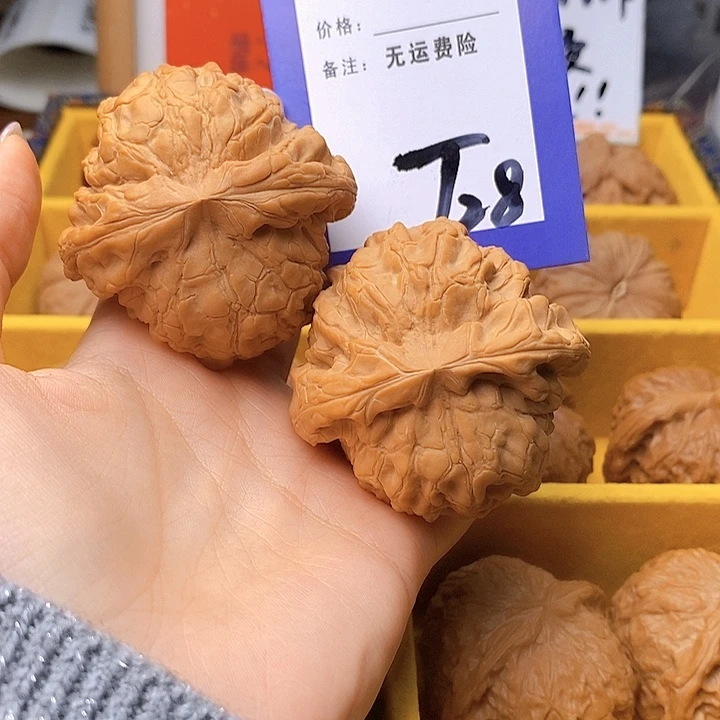 金***.文玩核桃把件文玩核桃龙鼎52尺28