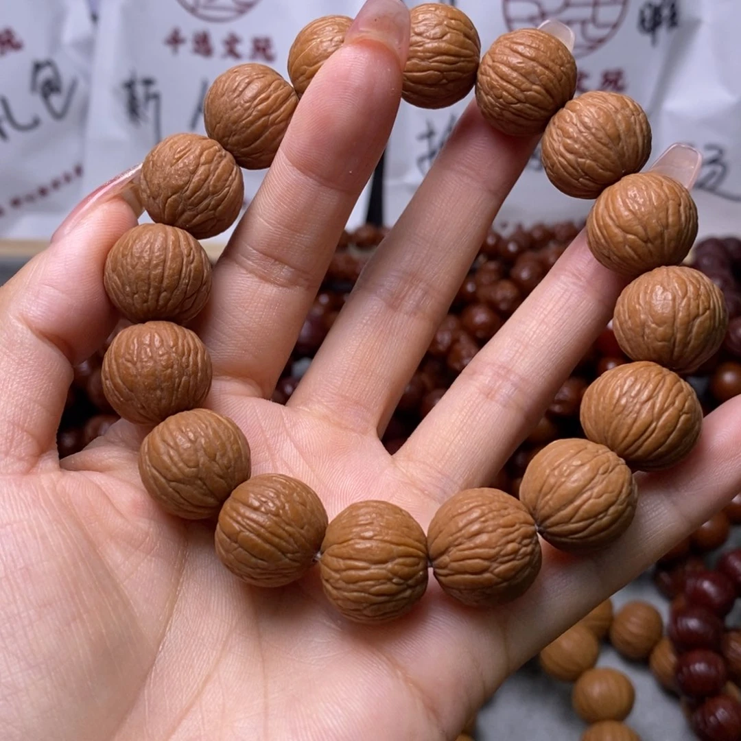 猴头核桃手串凤羽