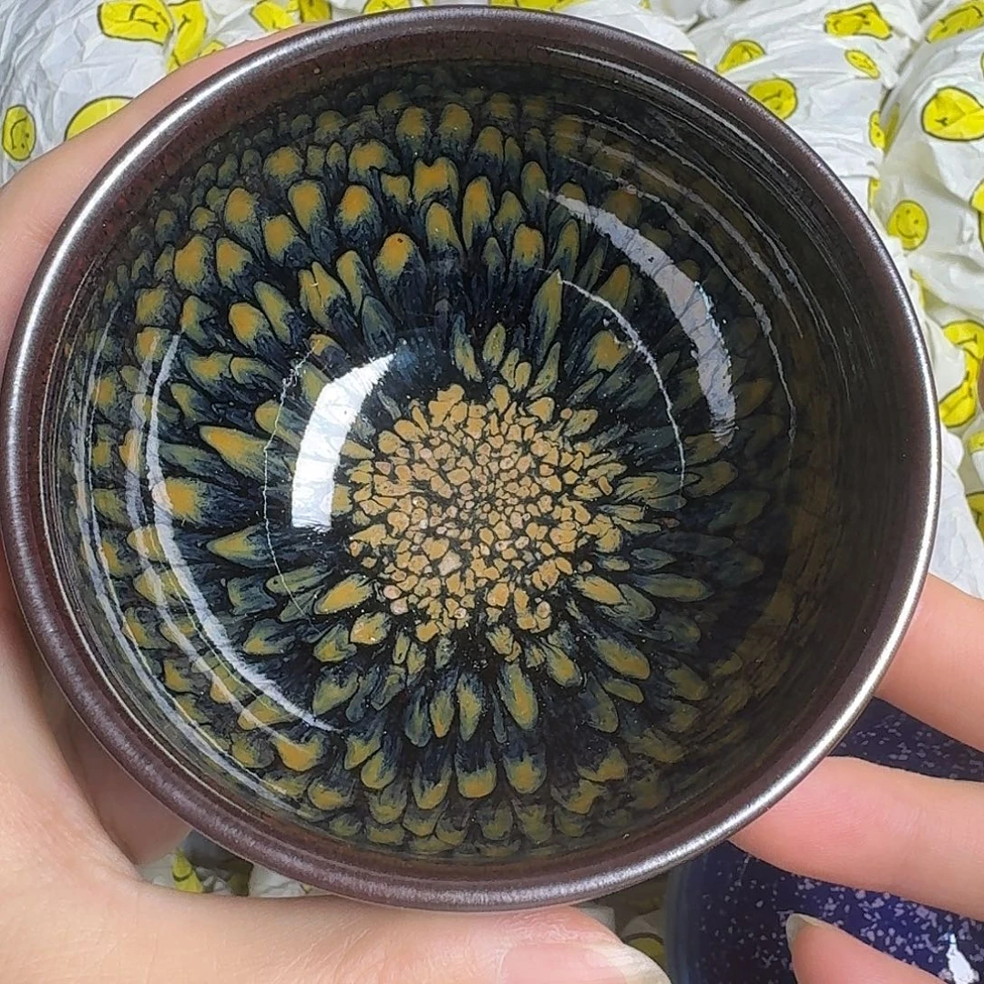 茶盏是一个不想被束缚