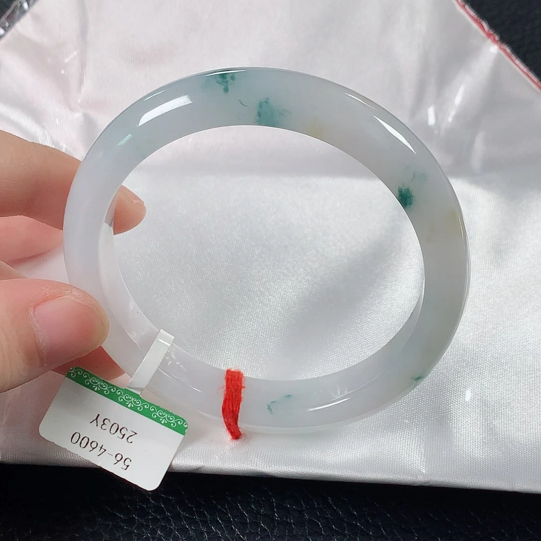 翡翠手镯未镶嵌缅甸天然翡翠手镯56圈口