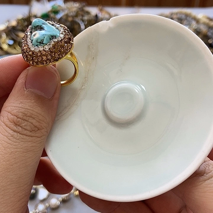 瓷片哈哈哈哈哈哈好家伙